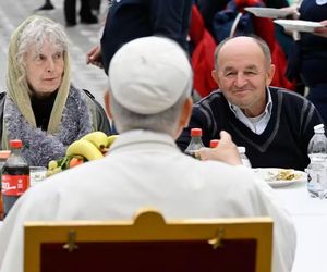 Leon XIV spotkał się na obiedzie z ubogimi