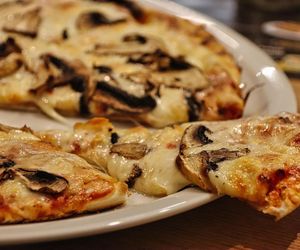 Jak oszukują lokale gastronomiczne w sezonie. Te pięć sygnałów powinno dać do myślenia