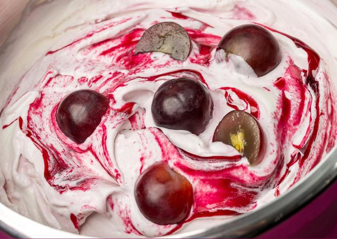 Najlepsza przekąska tego lata. Poznaj Rzemieślnicze lody w wielu smakach od Spichlerz Zdrowia! 