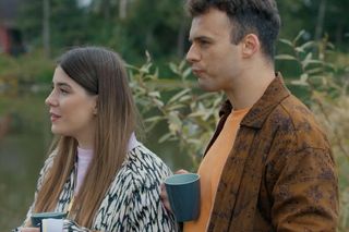 Barwy szczęścia, odcinek 3149: Agata (Natalia Zambrzycka), Ignacy (Olaf Staszkiewicz) 