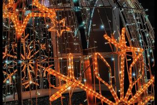 Jarmark na MTP wieczorem