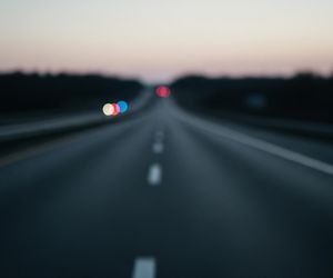 Seniorka 70 km pod prąd na S7. Czy to cud, że nikomu nic się nie stało?