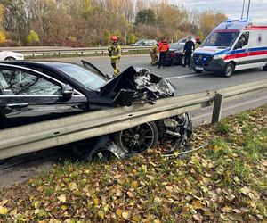 Kluczowa droga w Warszawie zablokowana. Poważny wypadek na Wisłostradzie