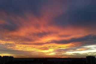 Czerwone niebo nad Poznaniem