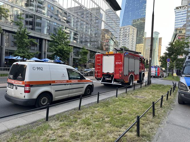 Tragiczny pożar w bloku. Gdy weszli do środka było już za późno. Staruszka nie miała szans