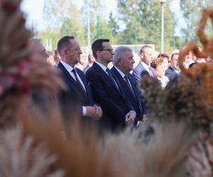 Wdzięczni Polskiej Wsi w Miętnem koło Garwolina. Premier spotkał się z rolnikami