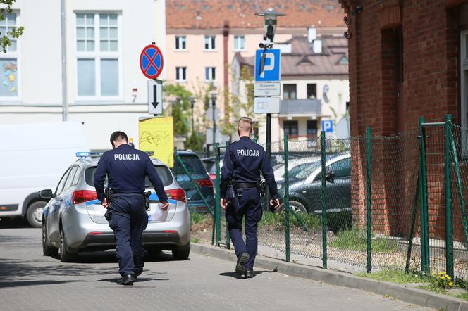 Matura 2022. Do szkoły weszli policjanci