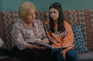 M jak miłość odc. 1689. Barbara (Teresa Lipowska), Basia (Karina Woźniak)