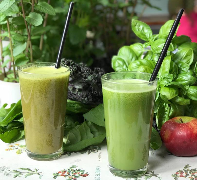 Gorąco? Mamy na to sposób! Oto TOP 10 miejsc, w których wypijesz coś orzeźwiającego [ADRESY, CENY]