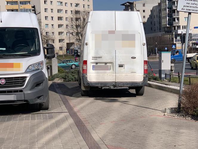 Groza na Mokotowie. Piesza potrącona przez auto