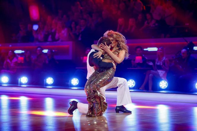"Taniec z Gwiazdami" 16. Agnieszka Kaczorowska i Filip Gurłacz