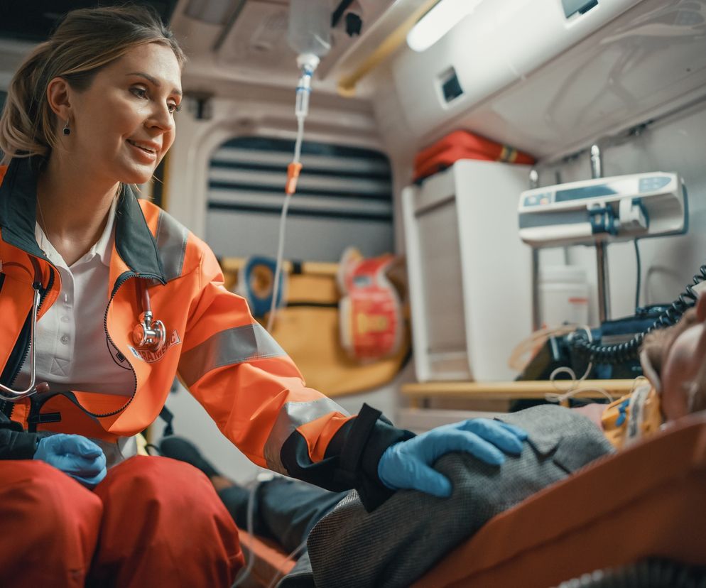 Skala Glasgow pozwala na ocenę świadomości pacjenta.