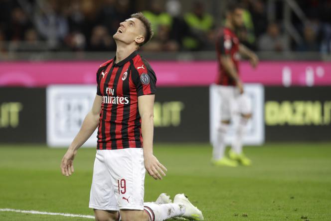 Krzysztof Piątek, AC Milan