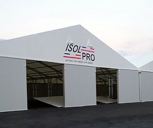 Hale przemysłowe z fotowoltaiką o konstrukcji hal namiotowych. Przykłady inwestycji