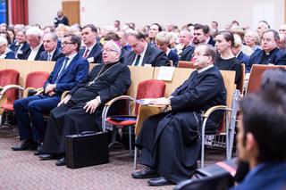 RYDZYK SPRZEDAJE BILETY NA MACIEREWICZA