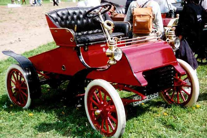 FORD A (1903-1904).