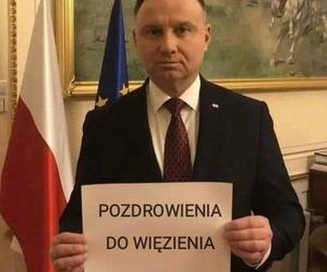 Andrzej Duda stosuje akt łaski na swój sposób