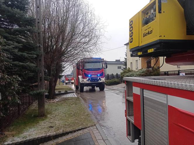 Urządzenie elektryczne przyczyną pożaru przy Łysogórskiej w Starachowicach