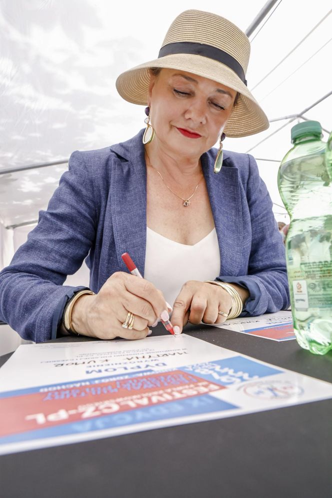 Małgorzata Ostrowska-Królikowska