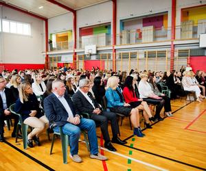 Uroczysta akademia z okazji Dnia Komisji Edukacji Narodowej w ZSP nr 5 odbyła się 13.10.2023