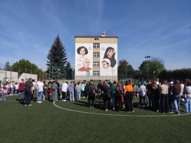 Wybitne kobiety w historii Łodzi. Odsłonięto nowy mural