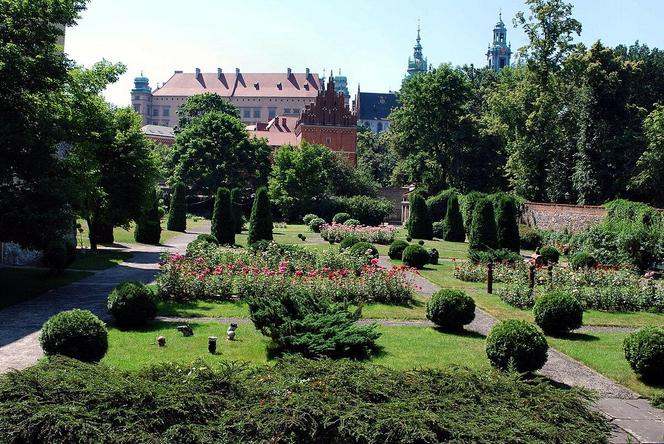 Romantyczny weekend - gdzie jechać i co odwiedzić? Pomysły na wyjazd we dwoje