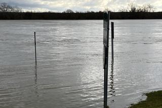 Poziom wody w Wiśle w Toruniu i okolicach
