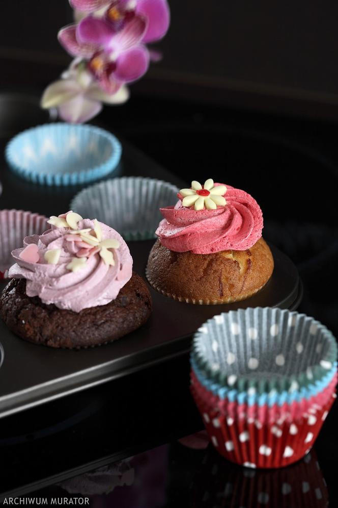 Muffiny świąteczne z korzennym aromatem - popularne ciastka w bożonarodzeniowej wersji