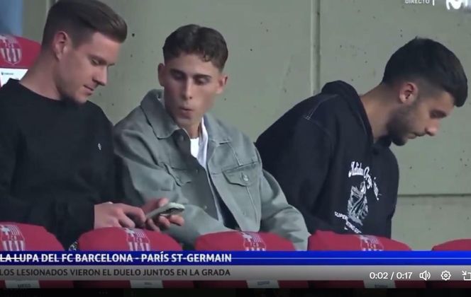 Marc-Andre ter Stegen, Fermin Lopez i Joan Garcia podzcas meczu FC Barcelona- PSG