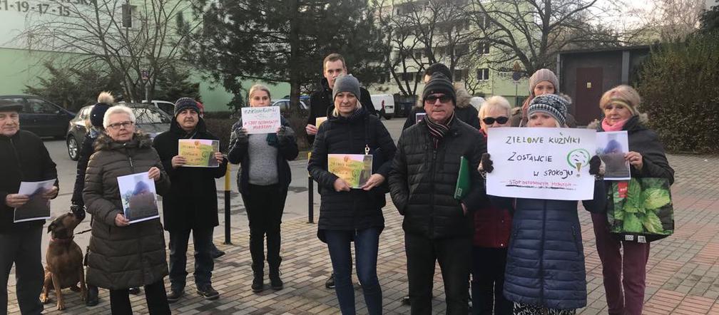 Mieszkańcy Kuźnik nie chcą dopuścić do zabetonowania ich osiedli
