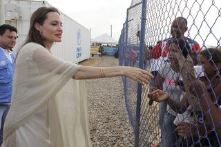 Angelina Jolie w obozie dla uchodźców w Kolumbii