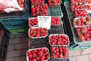 Ceny truskawek na targu w Rzeszowie