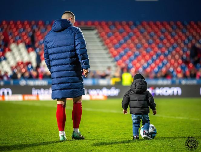 Raków Częstochowa kontra Lech Poznań 4:0. Tak bawili się kibice