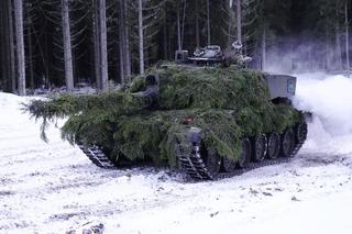 Czołgi Challenger już są na Ukrainie. Zanim pojadą na front, poczekają na Leopardy