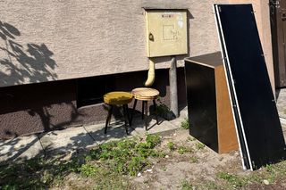 Gabaryty. Meble na wystawkach