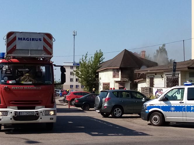 Białystok. Pożar przy dworcu PKP. Na miejscu kilka jednostek straży pożarnej [ZDJĘCIA]