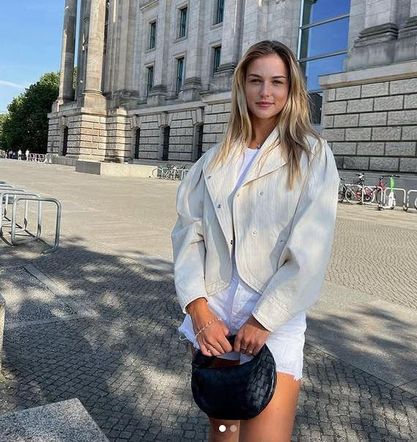 Anna Kalinska