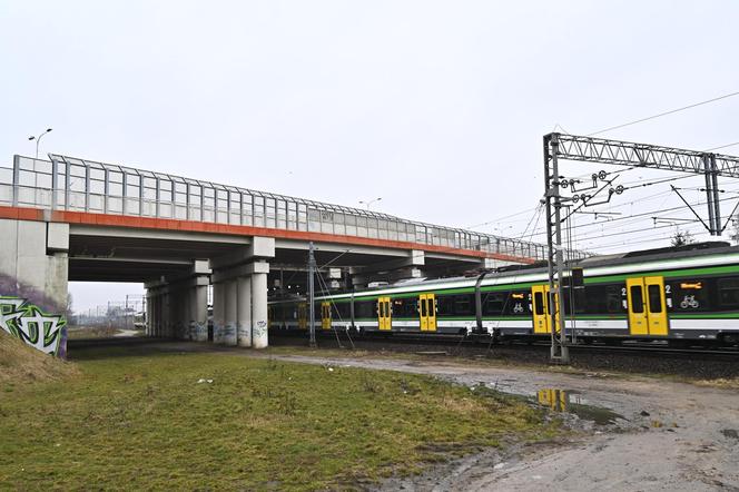 Zbudowali wiadukt widmo. Po 11 latach dorobią do niego dojazd, ale tylko z jednej strony