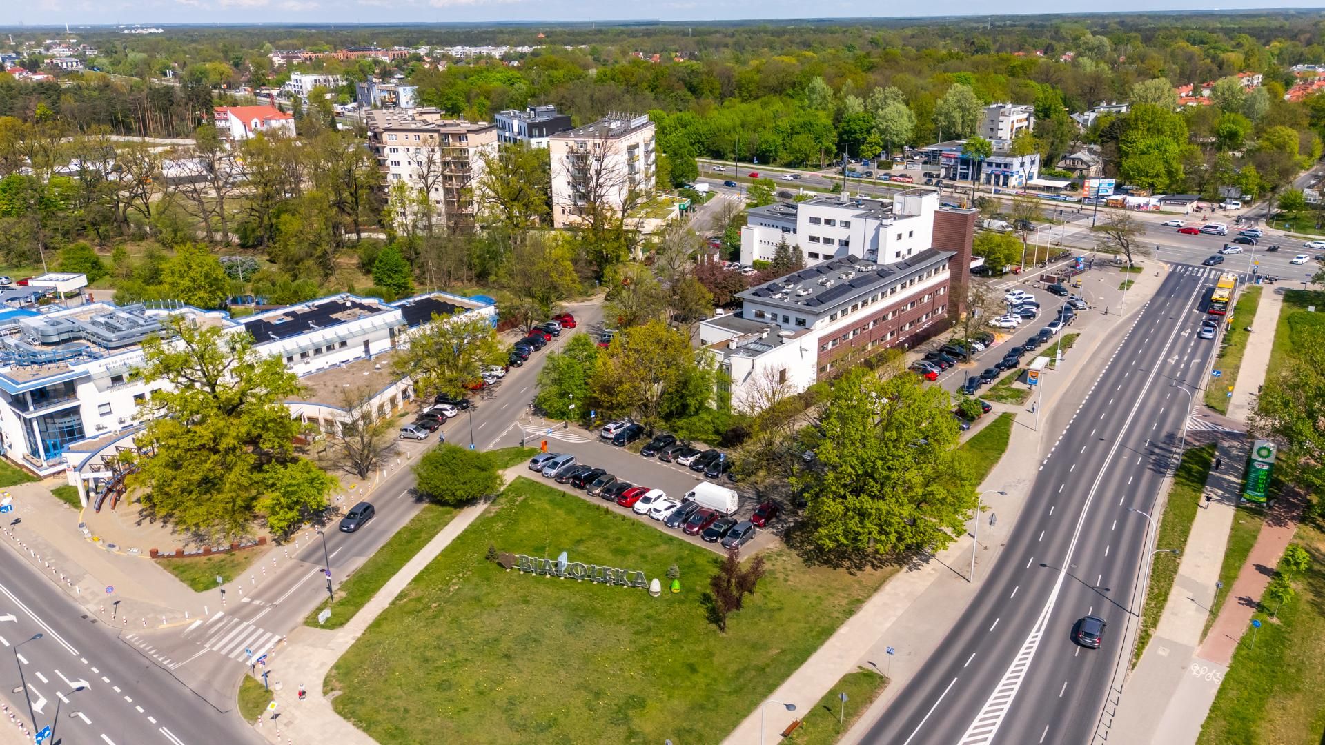 Ratusz dzielnicy Białołęka w Warszawie