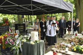 Pogrzeb Witolda Sadowego. Złożenie do grobu