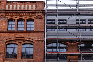 Wyremontowany zabytkowy Budynek Produkcyjny w inwestycji Bohema – Strefa Praga