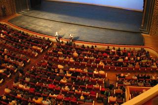 Widok na widownię i scenę Teatru Wielkiego-Opery Narodowej w Warszawie 