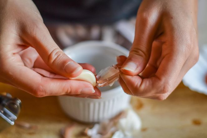 Zrób tak z czosnkiem, a będzie zdrowszy. Ten myk poleca lekarka