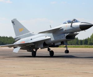 Chińskie myśliwce Chengdu J-10