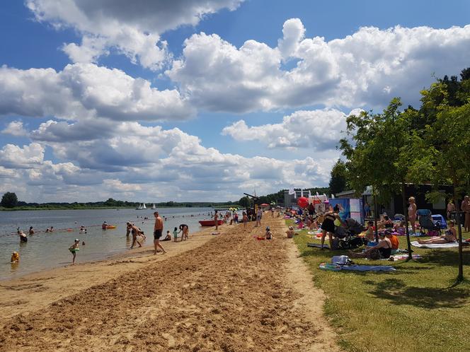 Turniej Plaża Open 2023 w Białymstoku. Wystartowały zmagania na plaży Dojlidy