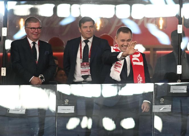 Karol Nawrocki na meczu Polska - Finlandia