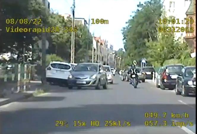 Policyjny pościg ulicami Torunia. 41-letni motocyklista trafił za kraty
