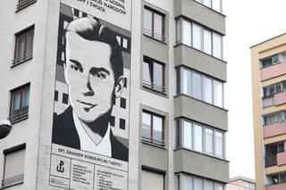 Nowy, wyjątkowy mural w Warszawie. Został poświęcony gen. Zbigniewowi Ściborowi-Rylskiemu