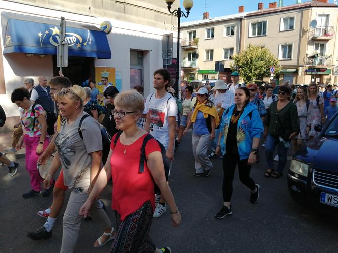 Pielgrzymi z Siedlec wyruszyli w drogą na Jansą Górę