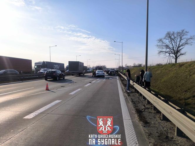 21.03.2025 - wypadek na autostradzie A4 pod Wrocławiem